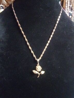 Sterling chain with sterling rose pendant
